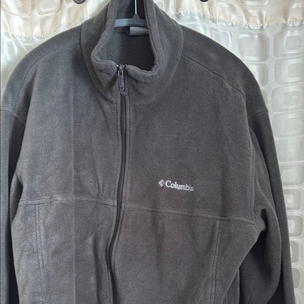 Columbia Gray Fleece Jacket